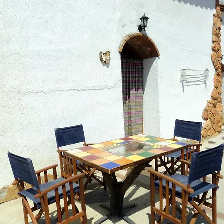 Cuevas Hammam Abuelo Jose Apartment Purullena