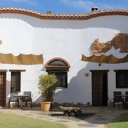 Cuevas Hammam Abuelo Jose * Purullena